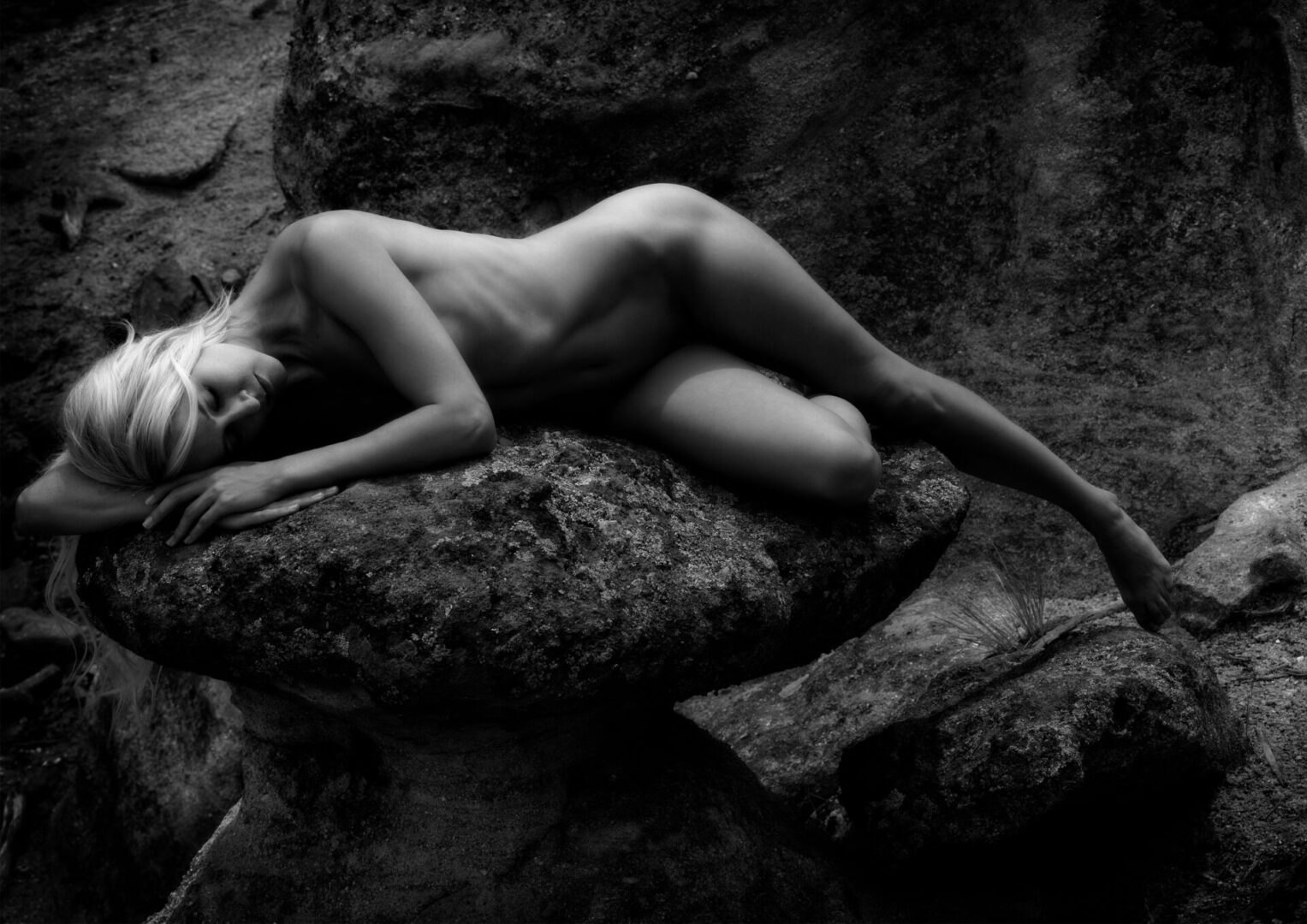 Chelsea asleep on Rock BW FAA On1 0398